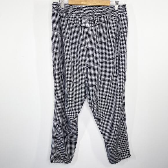 Torrid Black Plaid Pull On Tapered Ankle PantS Womens Size 1X Career Office - Picture 2 of 8
